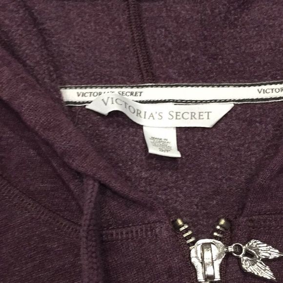 - Victoria secret sweatshirt with hood size S/P - Picture 4 of 8
